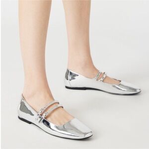 NWOT Steve Madden Silver Double Strap Mary Jane Ballet Flats